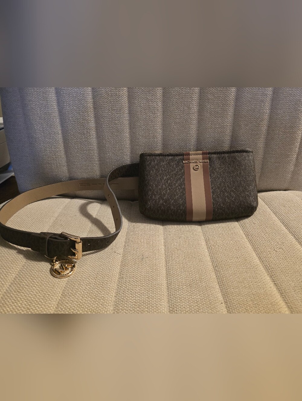 Michael Kors Hand Bag (556203) L/XL
